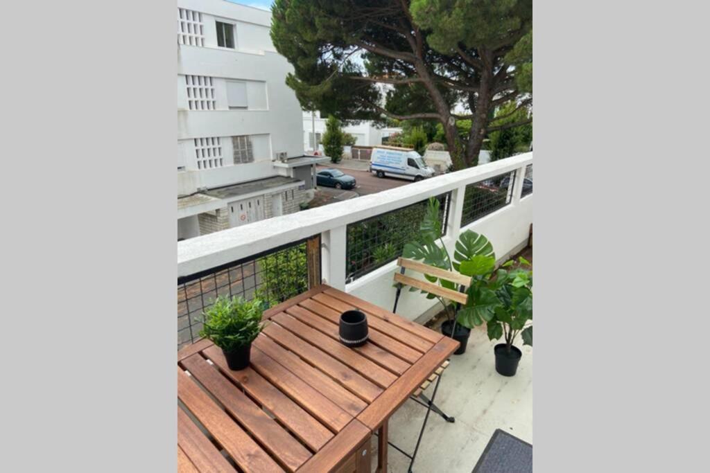 Royan 2P - Centre - 300M Plage Apartment Exterior photo